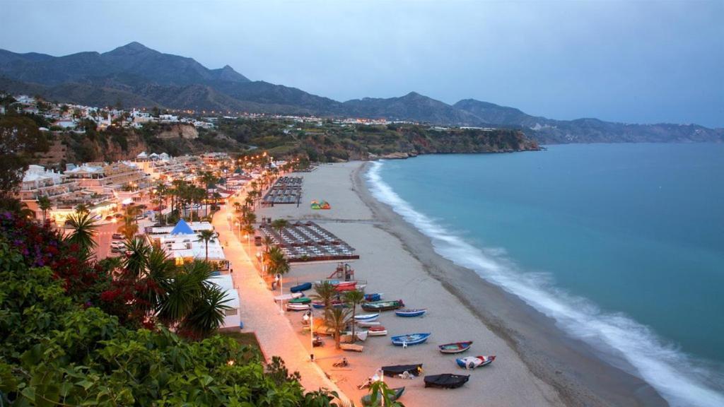 Apartamento La Casa Del Abuelo Nerja Dış mekan fotoğraf